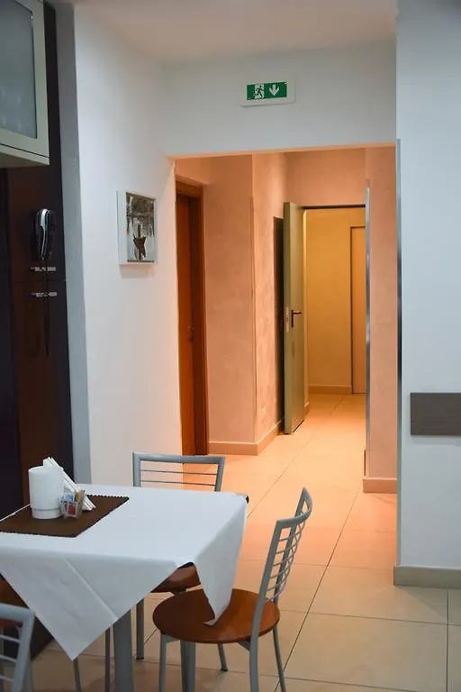 Hotel Losanna Milan 3*,  Italy