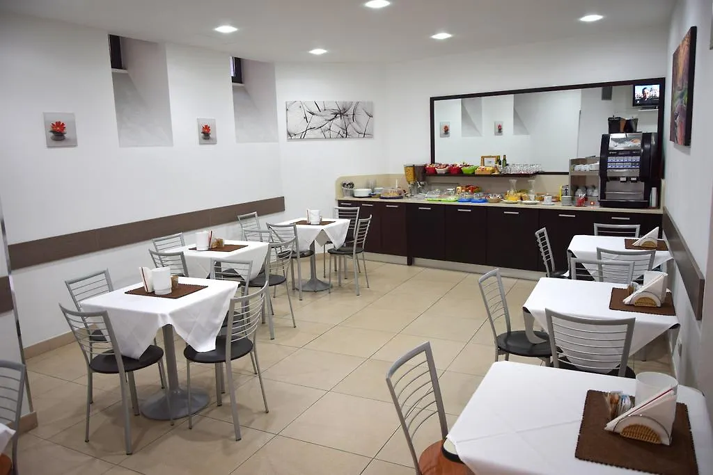 Hotel Losanna Milan 3*,