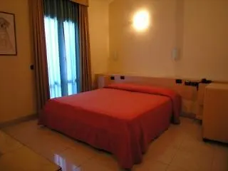 Hotel Losanna Milán 3*,