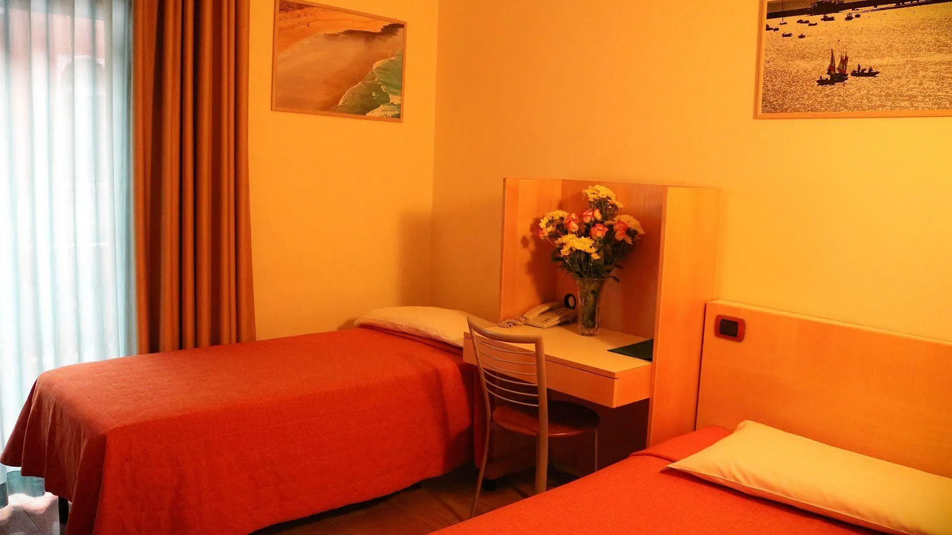 Hotel Losanna Milán 3*,  Italia